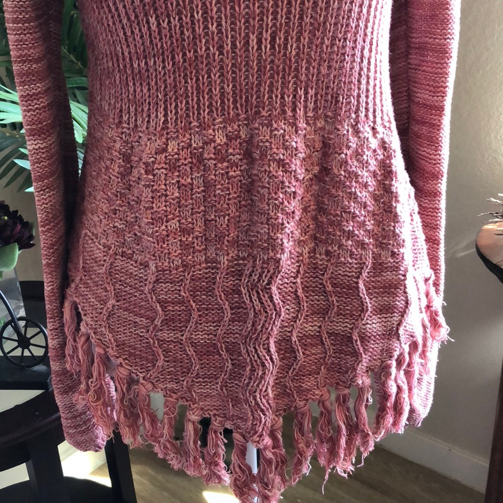 American Rag Sweater - Picture 2 of 3